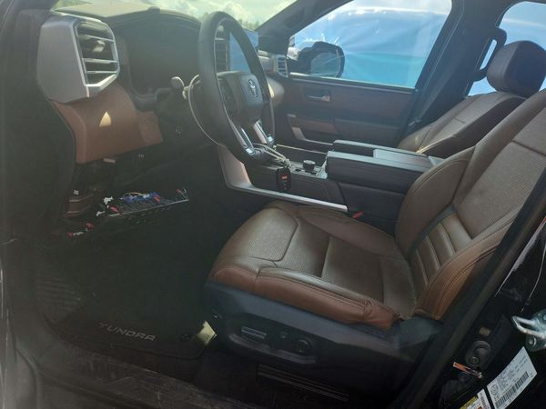 2024 TOYOTA TUNDRA