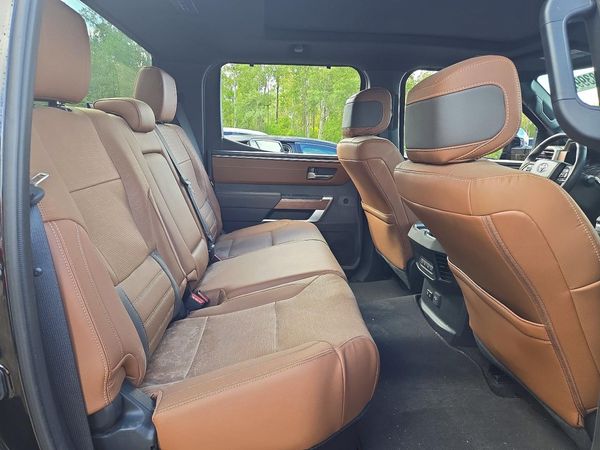 2024 TOYOTA TUNDRA