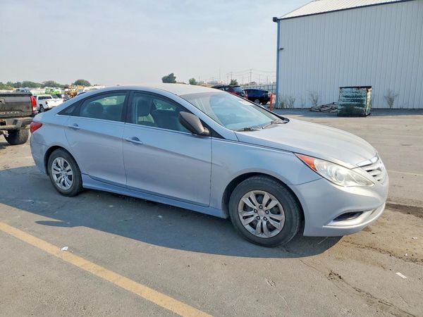 2012 HYUNDAI SONATA Middle-low level