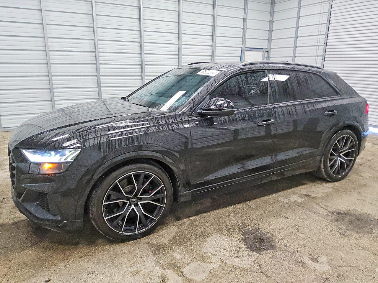 2022 AUDI SQ8 quattro Premium Plus — Front 3/4