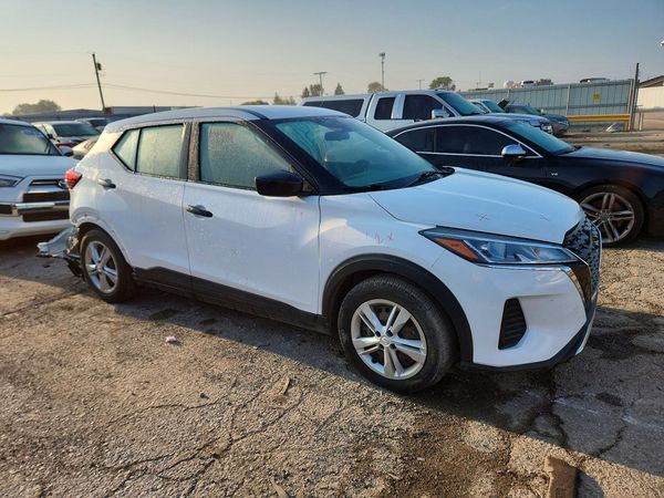 2021 NISSAN KICKS