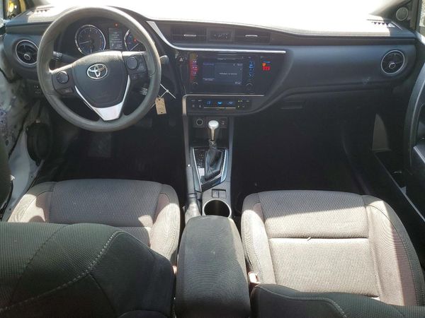 2019 TOYOTA COROLLA