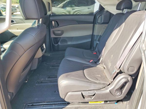 2025 KIA CARNIVAL EX