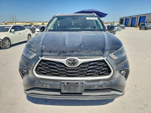 2022 TOYOTA HIGHLANDER