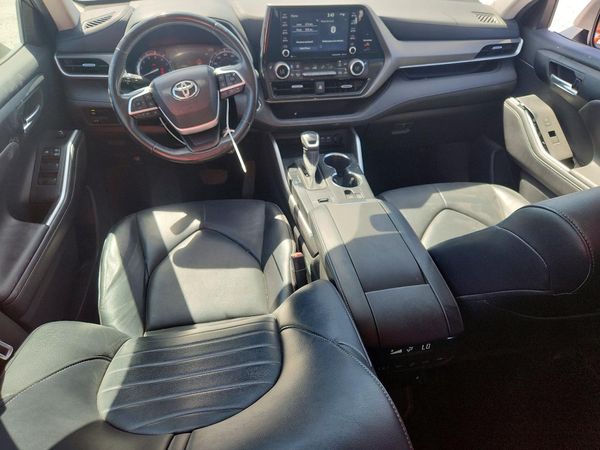 2022 TOYOTA HIGHLANDER
