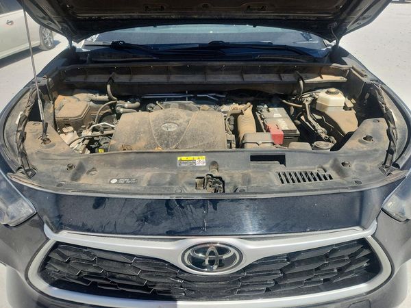 2022 TOYOTA HIGHLANDER
