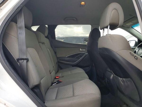 2016 HYUNDAI SANTA FE Base