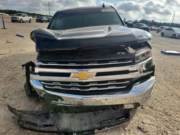 2022 CHEVROLET SILVERADO LTZ