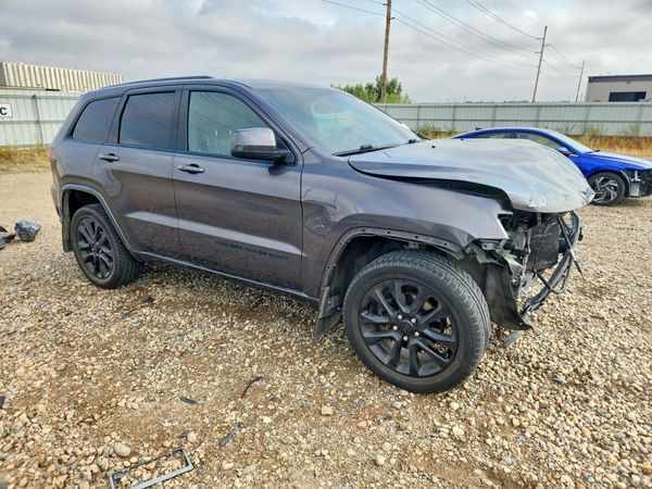 2020 JEEP CHEROKEE Laredo — Passenger 3/4