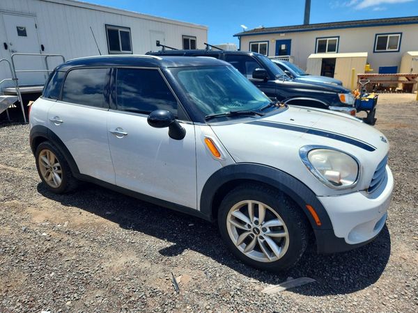 2014 MINI COOPER