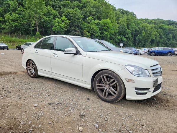 2012 MERCEDES-BENZ C