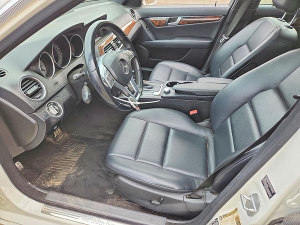 2012 MERCEDES-BENZ C