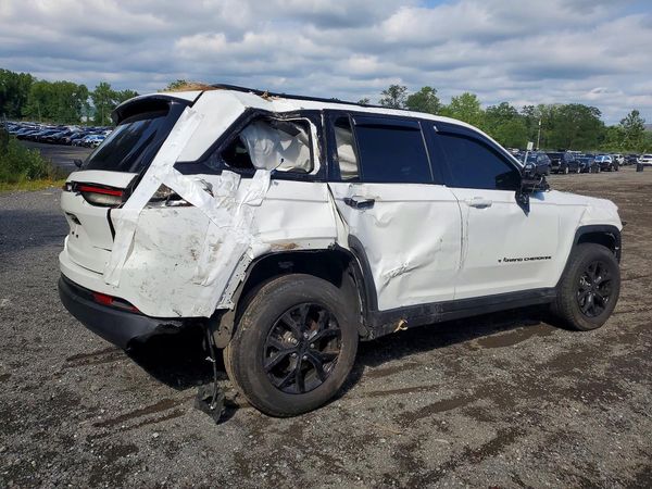 2025 JEEP GRAND CHEROKEE