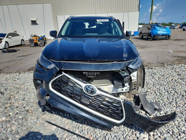 2024 TOYOTA HIGHLANDER