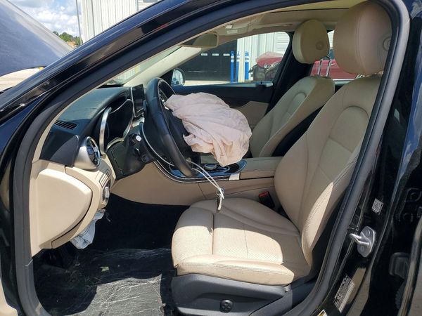 2018 MERCEDES-BENZ C
