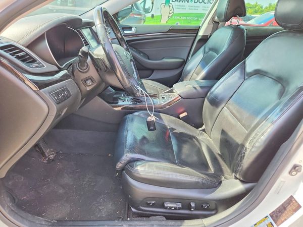 2014 KIA CADENZA