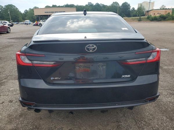 2025 TOYOTA CAMRY