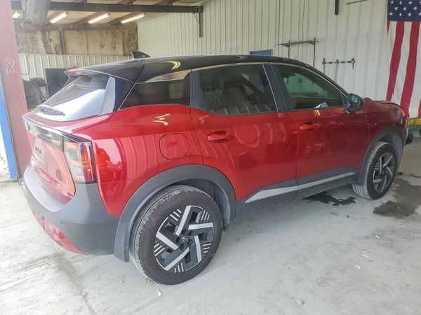 2025 NISSAN KICKS SV