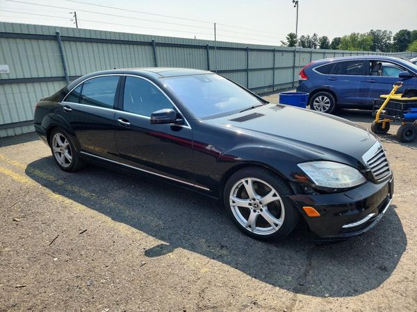 2013 MERCEDES-BENZ S S550V 4-MATIC