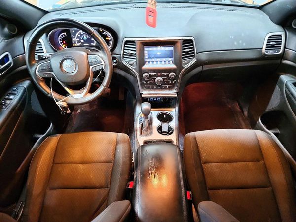 2018 JEEP GRAND CHEROKEE Laredo