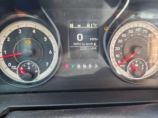 2015 RAM 1500 ST QUAD CAB 4X2