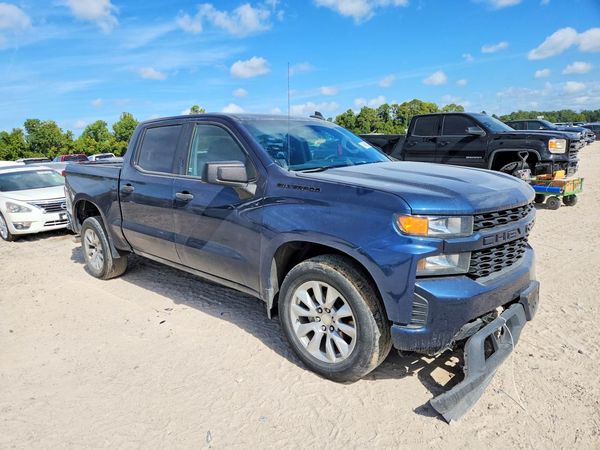 2020 CHEVROLET SILVERADO Custom — Passenger 3/4