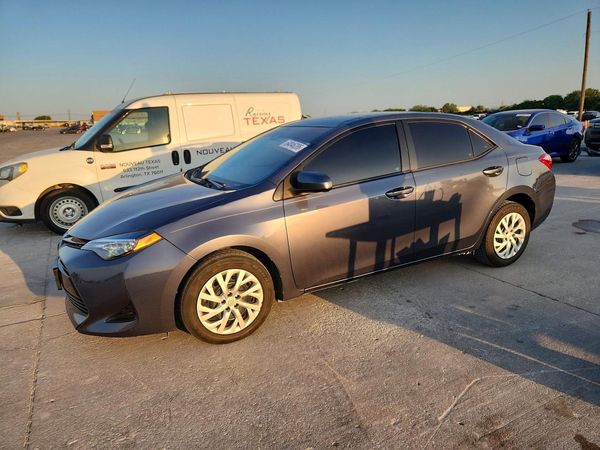 2017 TOYOTA COROLLA