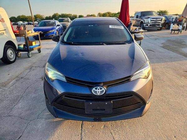 2017 TOYOTA COROLLA