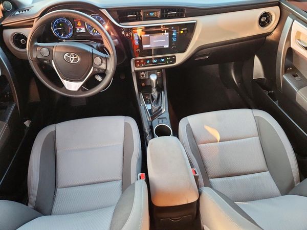 2017 TOYOTA COROLLA