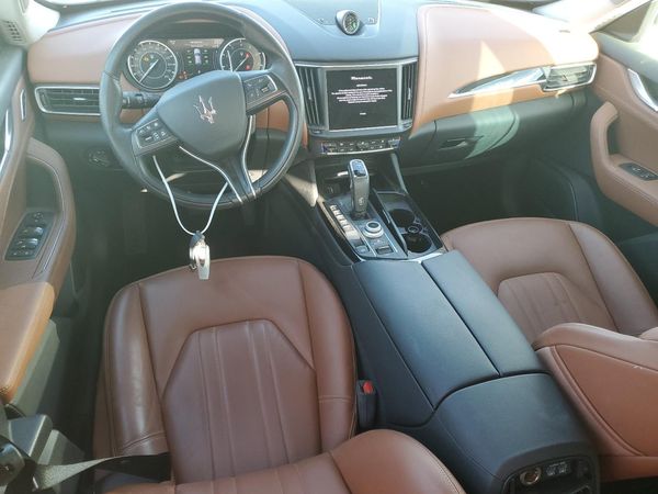 2022 MASERATI LEVANTE