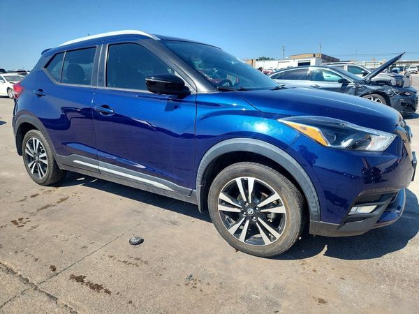 2020 NISSAN KICKS
