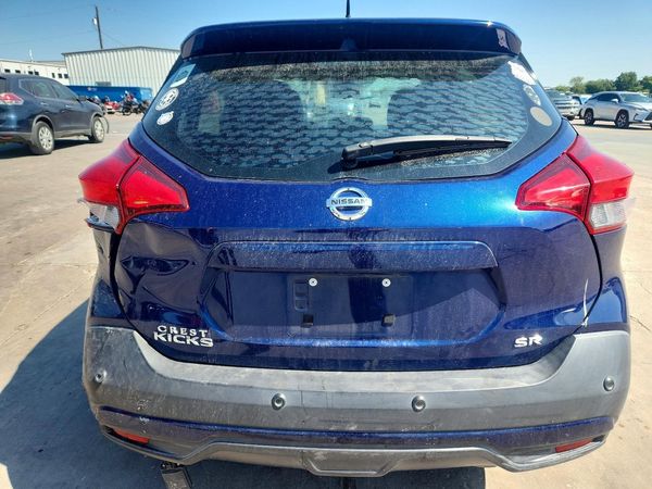 2020 NISSAN KICKS