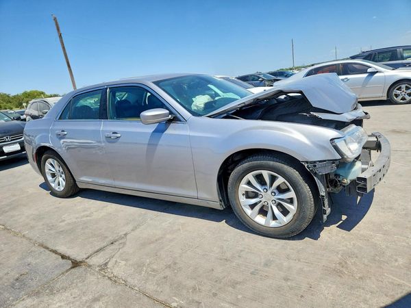 2016 CHRYSLER 300 Limited