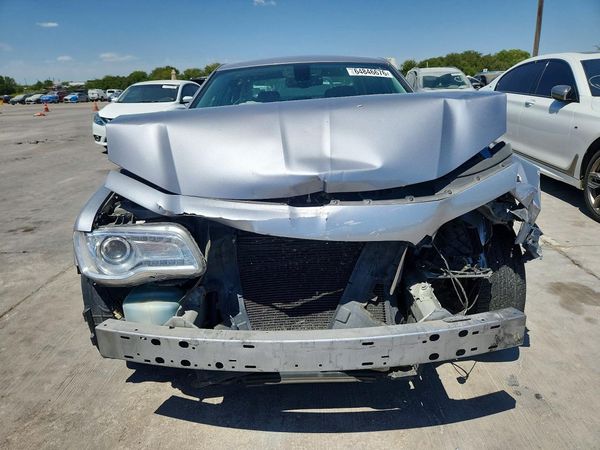 2016 CHRYSLER 300 Limited