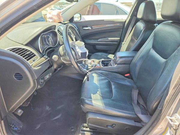 2016 CHRYSLER 300 Limited