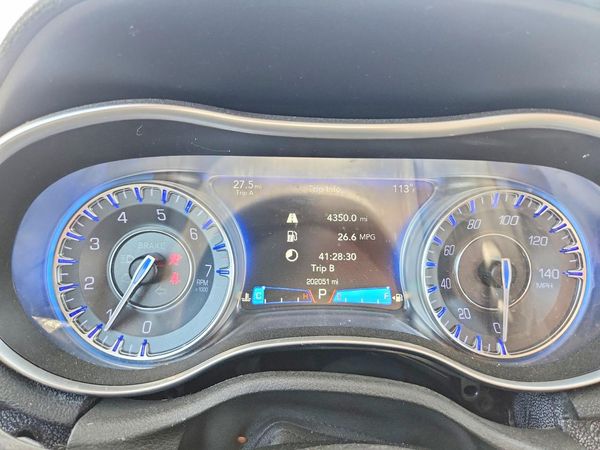 2016 CHRYSLER 300 Limited