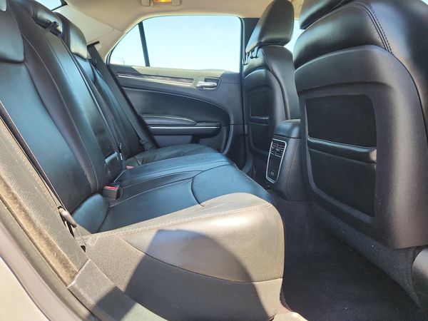 2016 CHRYSLER 300 Limited