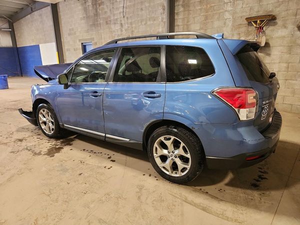 2018 SUBARU FORESTER