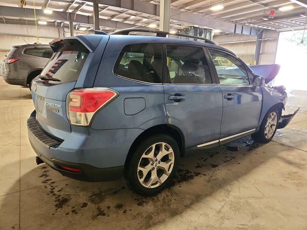 2018 SUBARU FORESTER