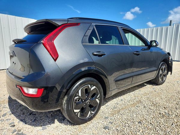 2024 KIA NIRO Wind