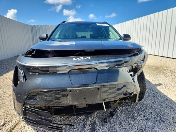 2024 KIA NIRO Wind