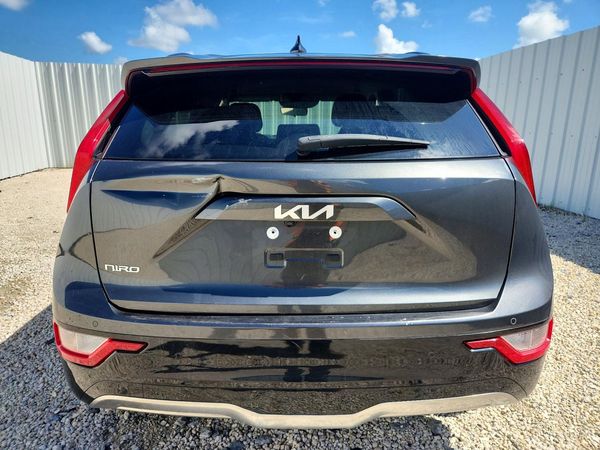 2024 KIA NIRO Wind