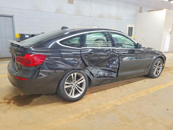 2017 BMW 330 xDrive GT