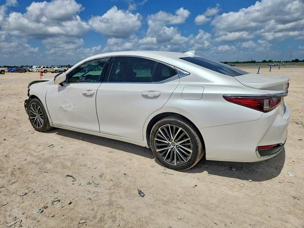 2023 LEXUS ES300 300h Premium — DSRA