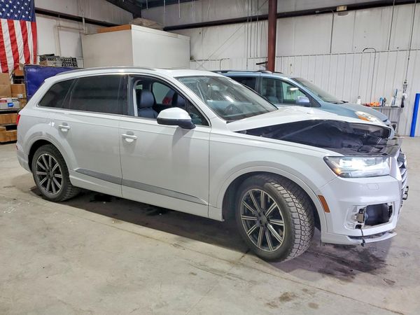 2017 AUDI Q7 quattro Prestige
