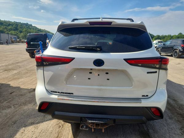 2023 TOYOTA HIGHLANDER