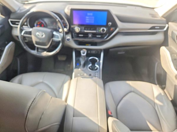 2023 TOYOTA HIGHLANDER