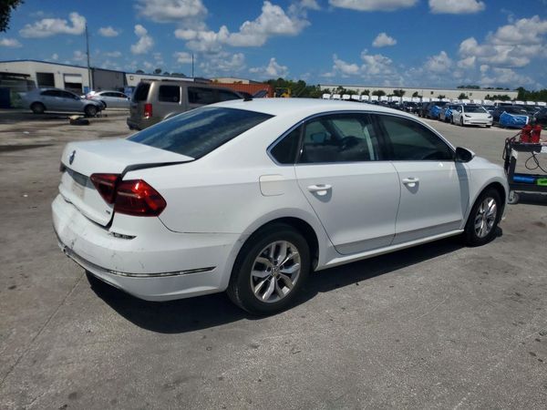 2017 VOLKSWAGEN PASSAT S