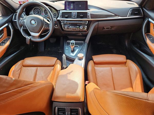 2018 BMW 330 xDrive
