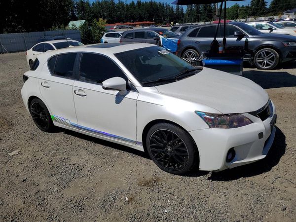 2013 LEXUS CT 200h